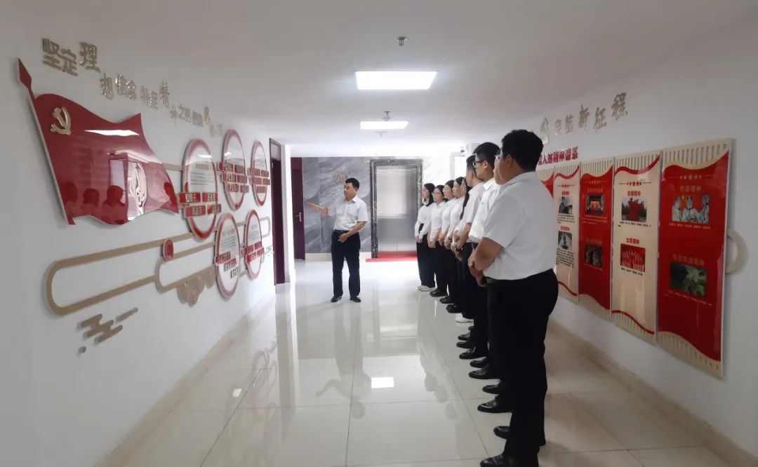 1698906294370067251.jpg 2.jpg