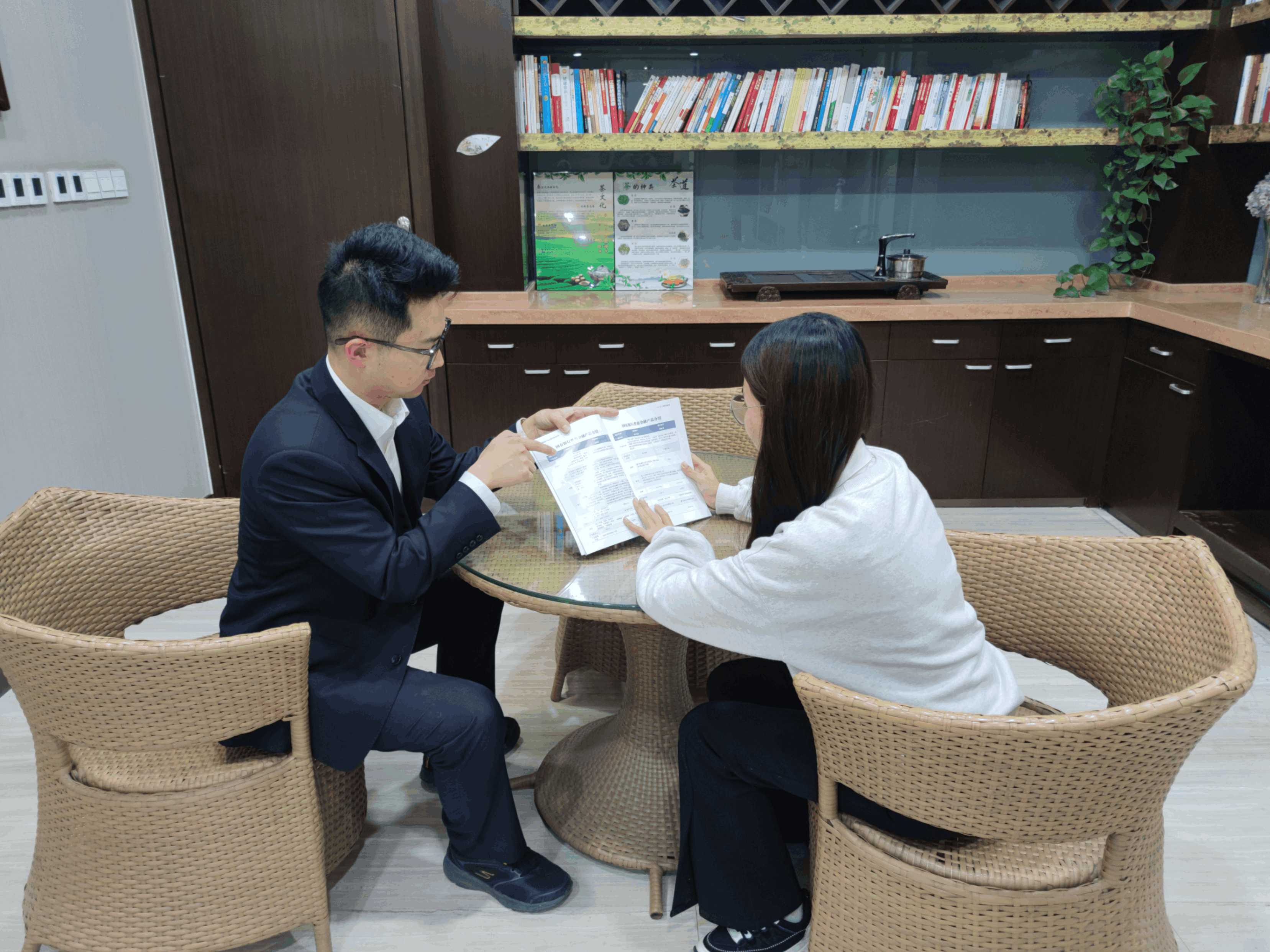 1703056557047083582.png 2.png