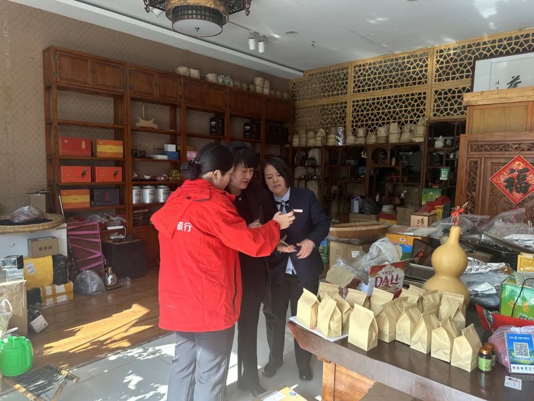 1706684123702020494.jpg 1.jpg