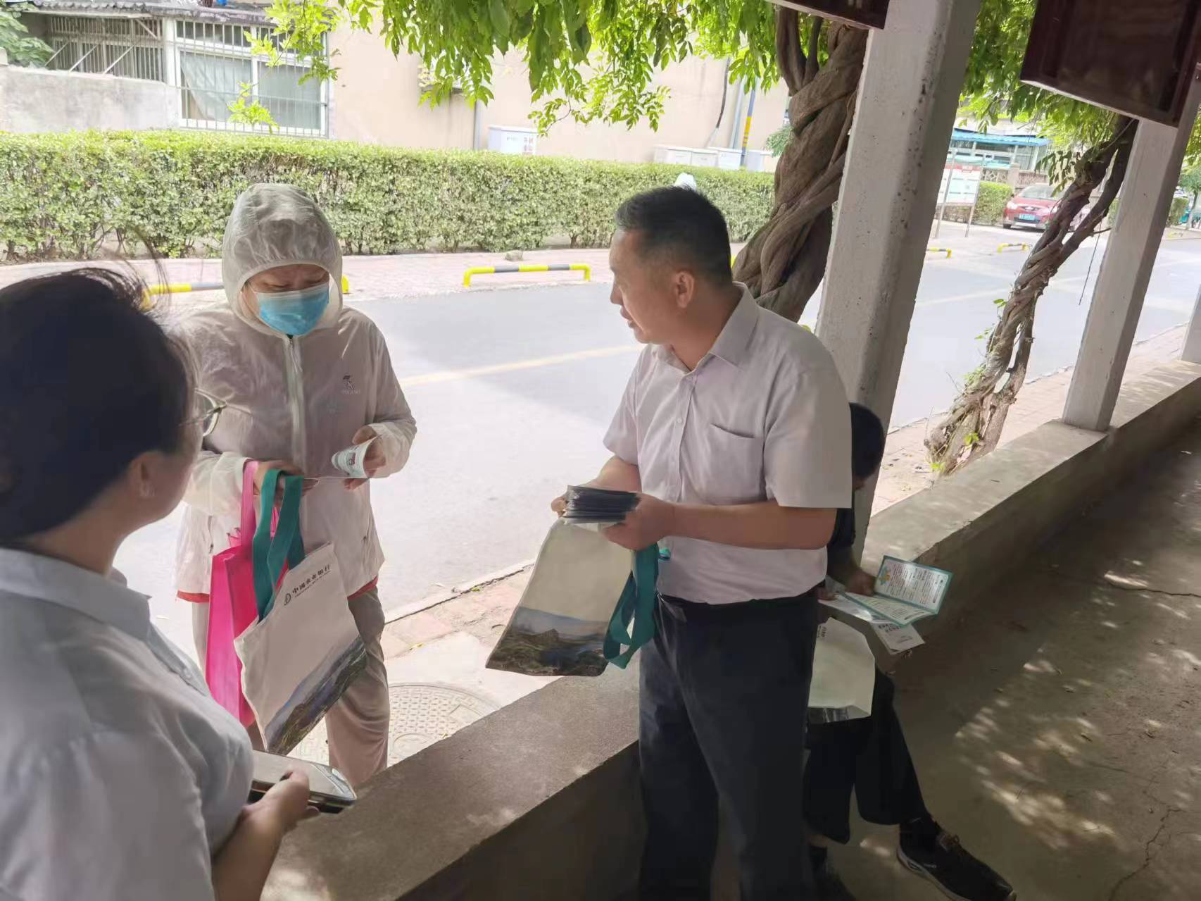 农行济南分行扎实开展2024年金融知识普及万里行活动1 (2).jpg